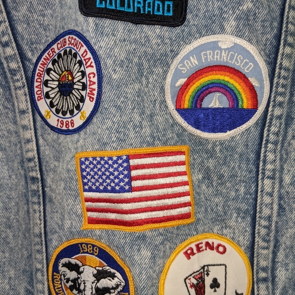 Vintage Denim Jacket with Vintage Patches 80's Cool Kid - Picture 3 of 11